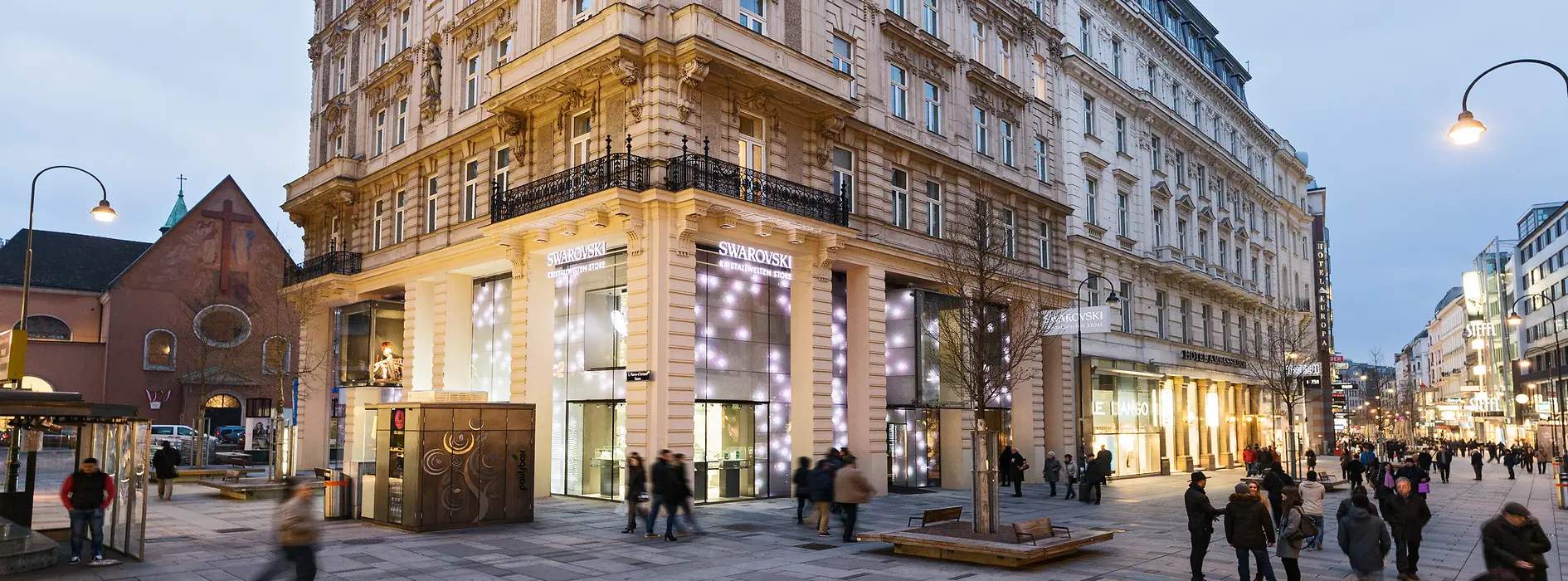 Exterior view of Swarovski Kristallwelten Store Vienna
