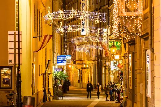 Christmas in Vienna – Christmas lights on Annagasse