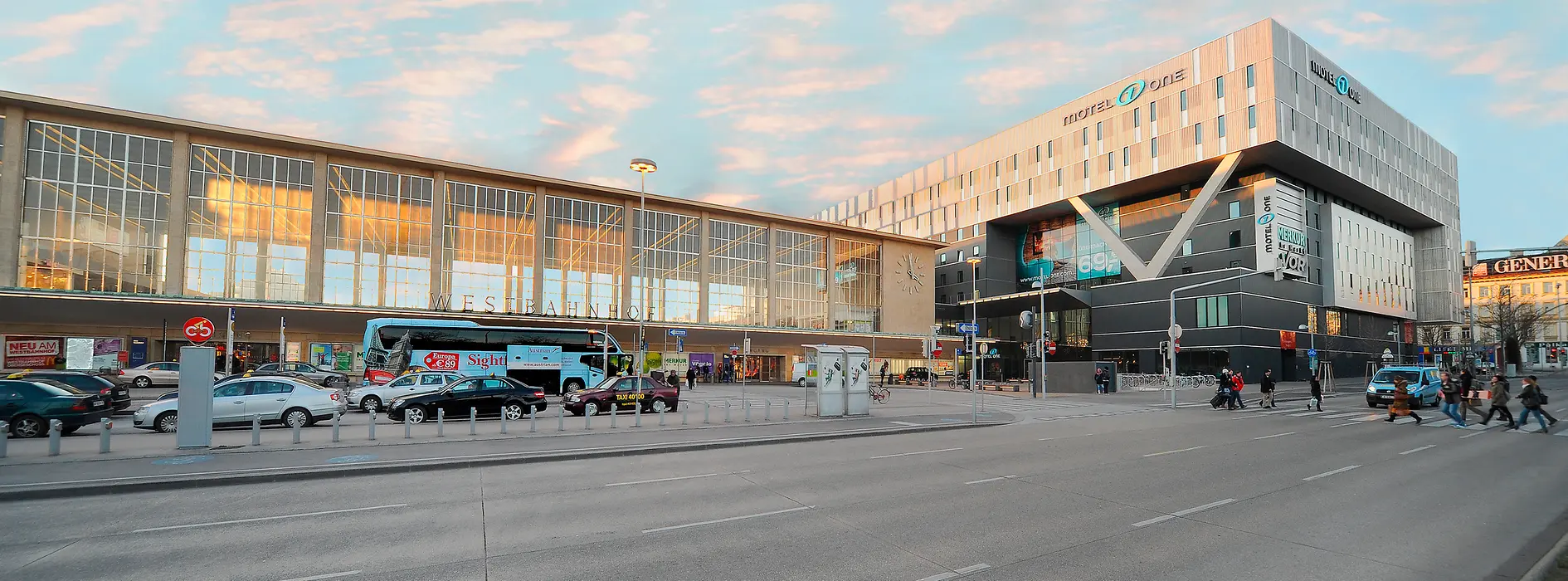 Veduta esterna della Westbahnhof