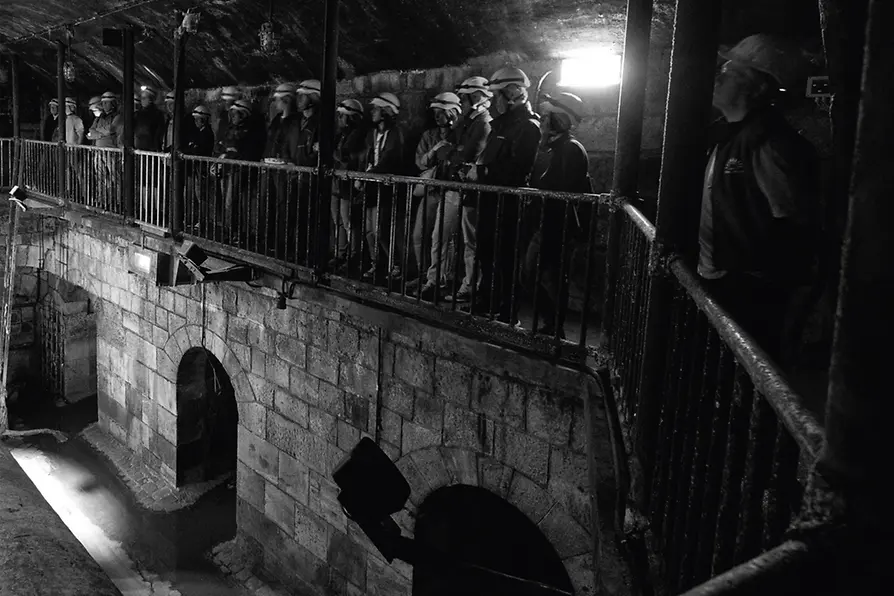 Group of visitors in Vienna's sewer system