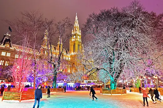 Eislaufen vor dem Rathaus 