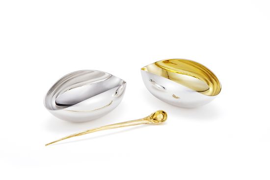 Vienna Silver Factory, seasoning bowls with spoon. Design: Ted Muehling, 2014