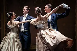 Балет Liebeslieder Walzer, хореография Джорджа Балачина, две пары танцоров танцуют вальс