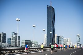 Wings for Life Run, Reichsbrücke and DC tower