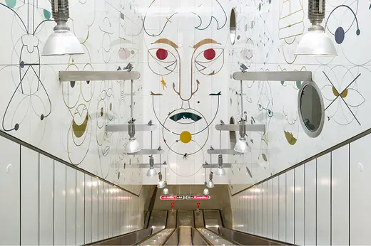 The work of the artist Yves Netzhammer with the title \"Face surveillance snails\" in the subway station U1 Altes Landgut. 