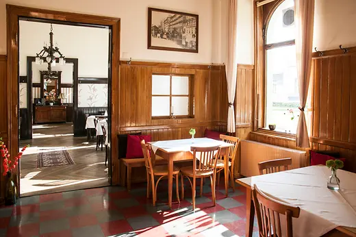 Widok wnętrza restauracji „Zum Friedensrichter”