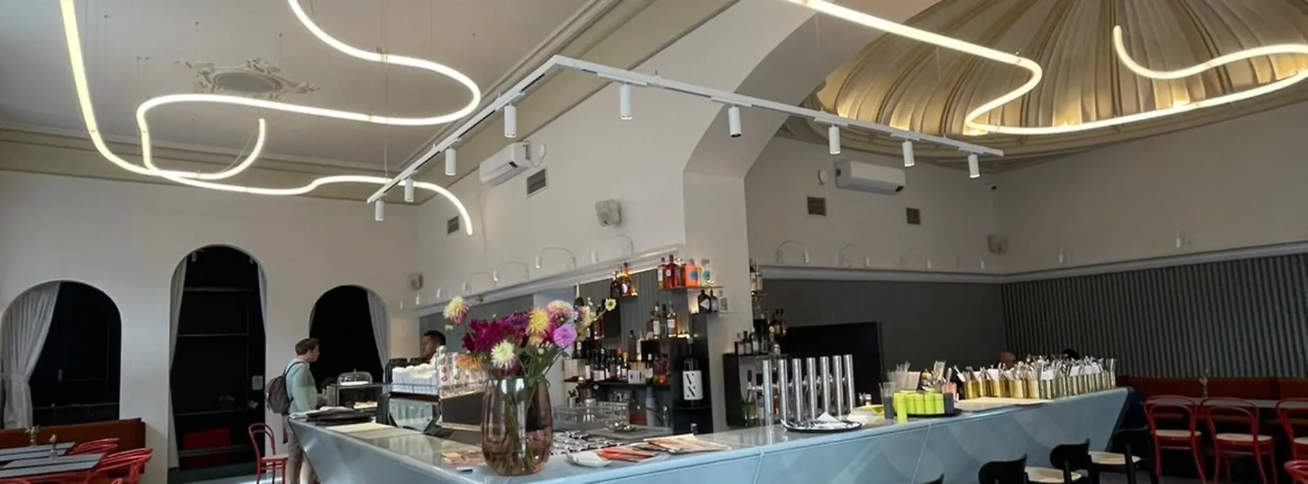 Café Bellaria: interior view