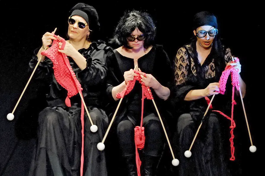 L.E.O. - Letztes erfreuliches Operntheater, Der Ring