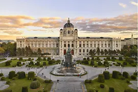 Muzeum Historii Sztuki w Wiedniu, widok z zewnątrz