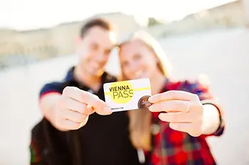 Couple with the Vienna pass