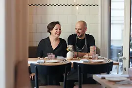 Restaurant Z’som, Innenansicht, Gäste