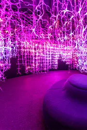 Mythos Mozart - Raum Mozarts Genius mit Synapsen