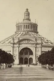 Exposición Universal de 1873: la Rotunde con la Puerta Sur