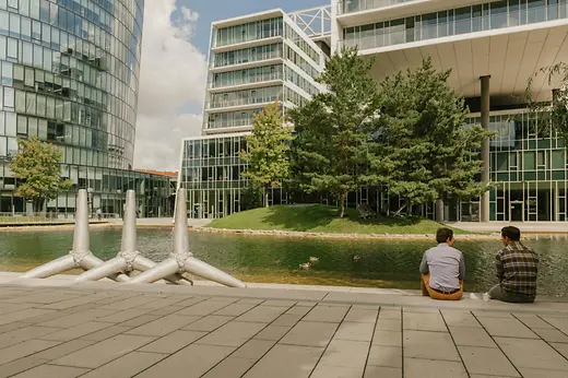 Viertel Zwei, lake, buildings, people