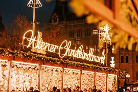 Wiener Christkindlmarkt vor dem Rathaus