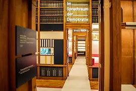 Parlement : bibliothèque, vue de l'intérieur