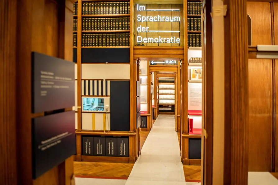 Parlamento: biblioteca, vista interna