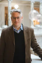 Portait of Jonathan Fine, director of the Weltmuseum in Vienna