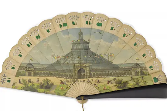 Fächer mit Rotunde