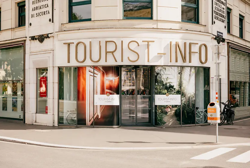 Außenansicht Tourist-Info in Wien