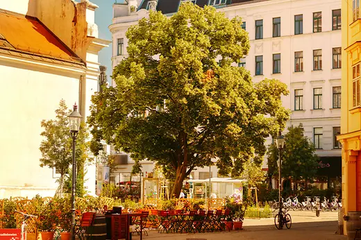 Sidewalk cafés on Karmeliterplatz