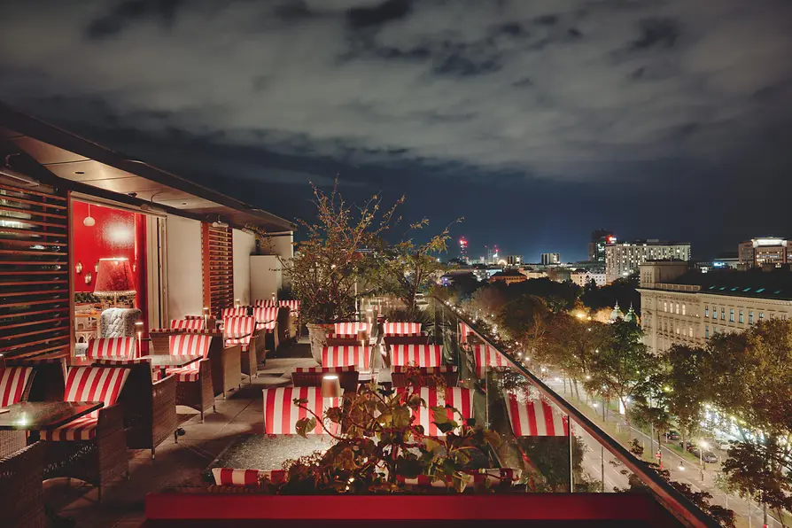 Limon Terrasse Rooftop Bar Grand Ferdinand de nuit