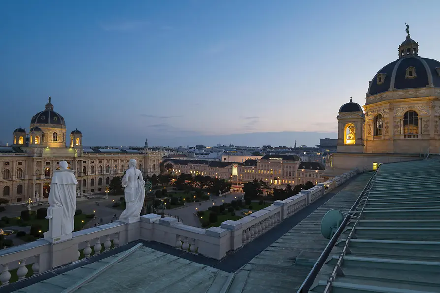 Vistas al MuseumsQuartier, Naturhistorisches Museum, Kunsthistorisches Museum