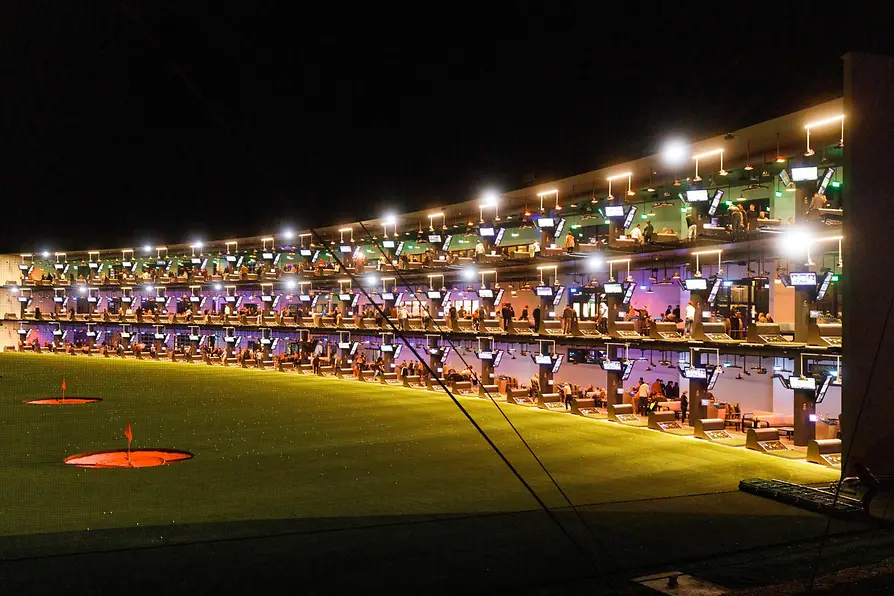 Topgolf Vienna course at night