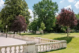 View of the lawn and the equestrian statue of Franz Stephan in Vienna’s Burggarten