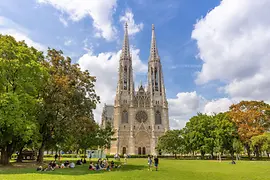 Votive Church with park